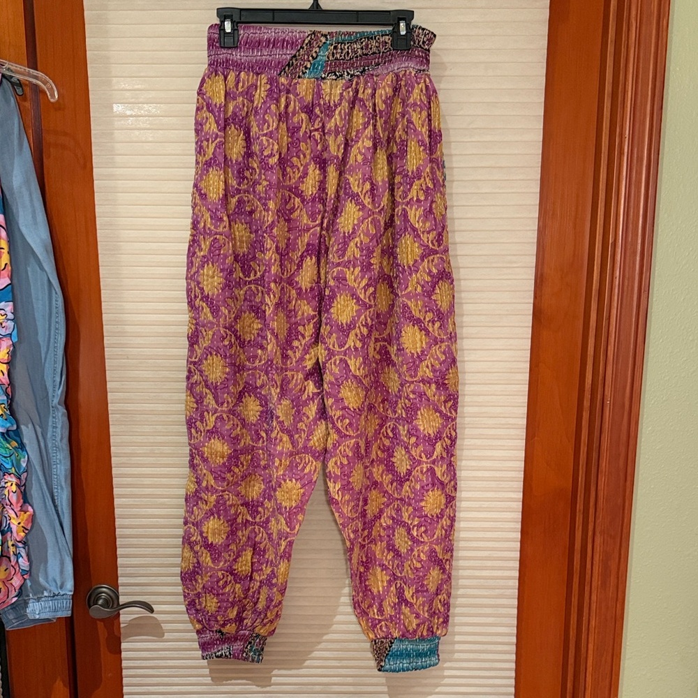 NWOT Kantha bae Vibrant Purple and Yellow harem pants with pockets